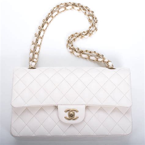 chanel borsawhite|Chanel bag.